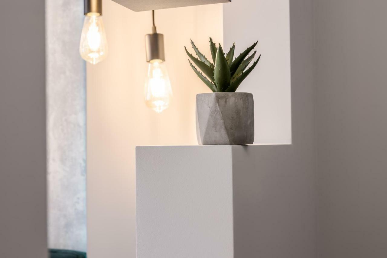 Modern Apartment Λβιβ Εξωτερικό φωτογραφία