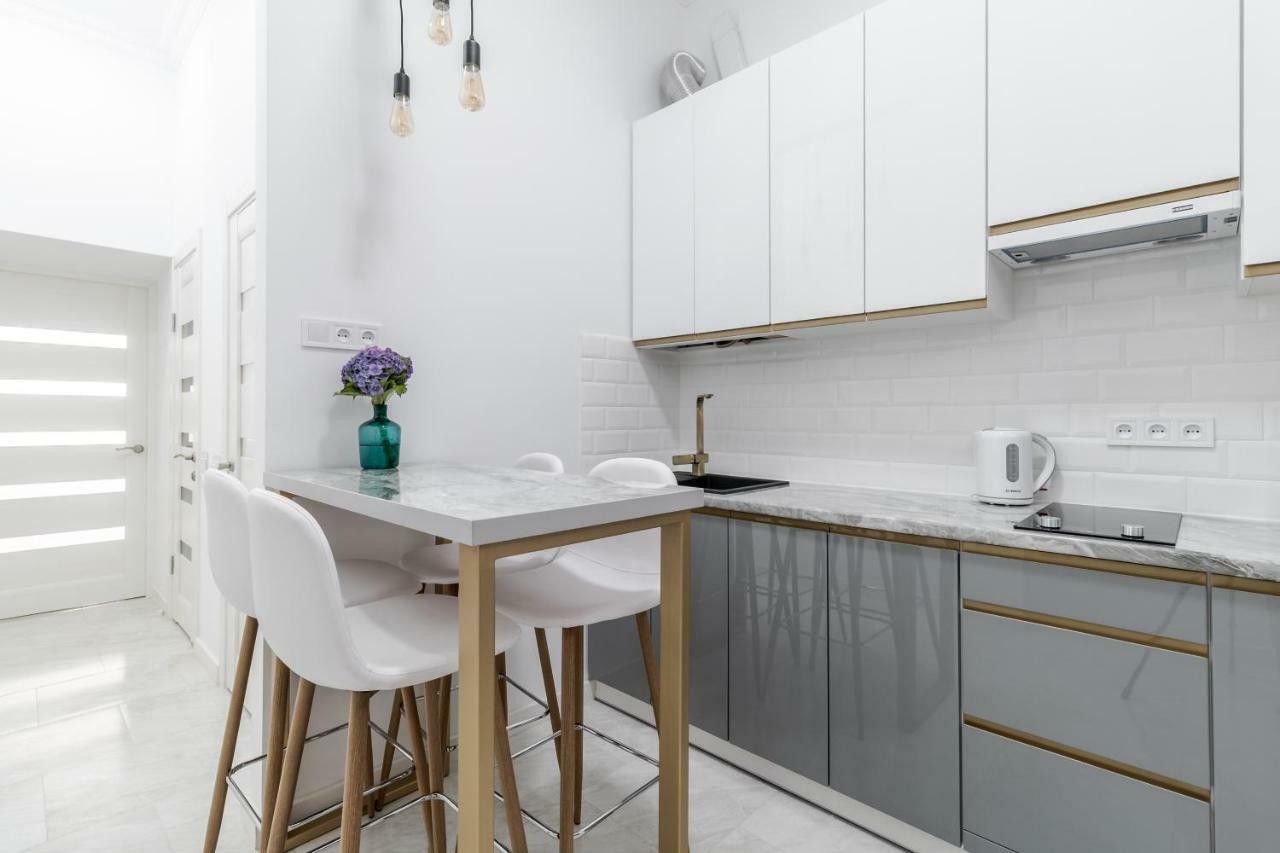 Modern Apartment Λβιβ Εξωτερικό φωτογραφία
